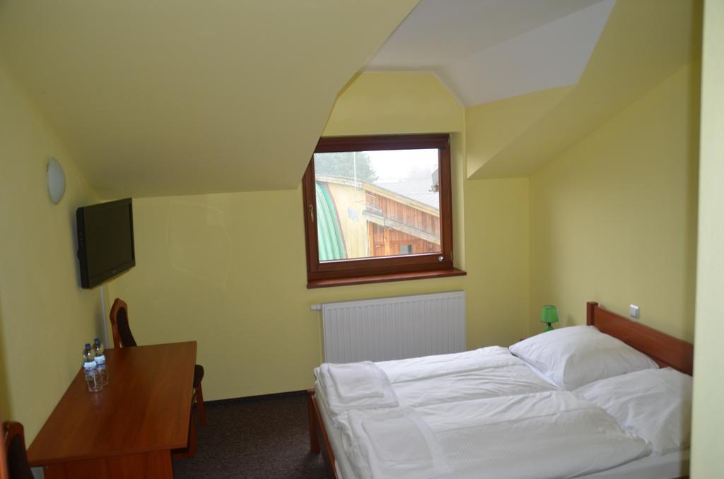 Hotel Tenis フションストビツェ 部屋 写真