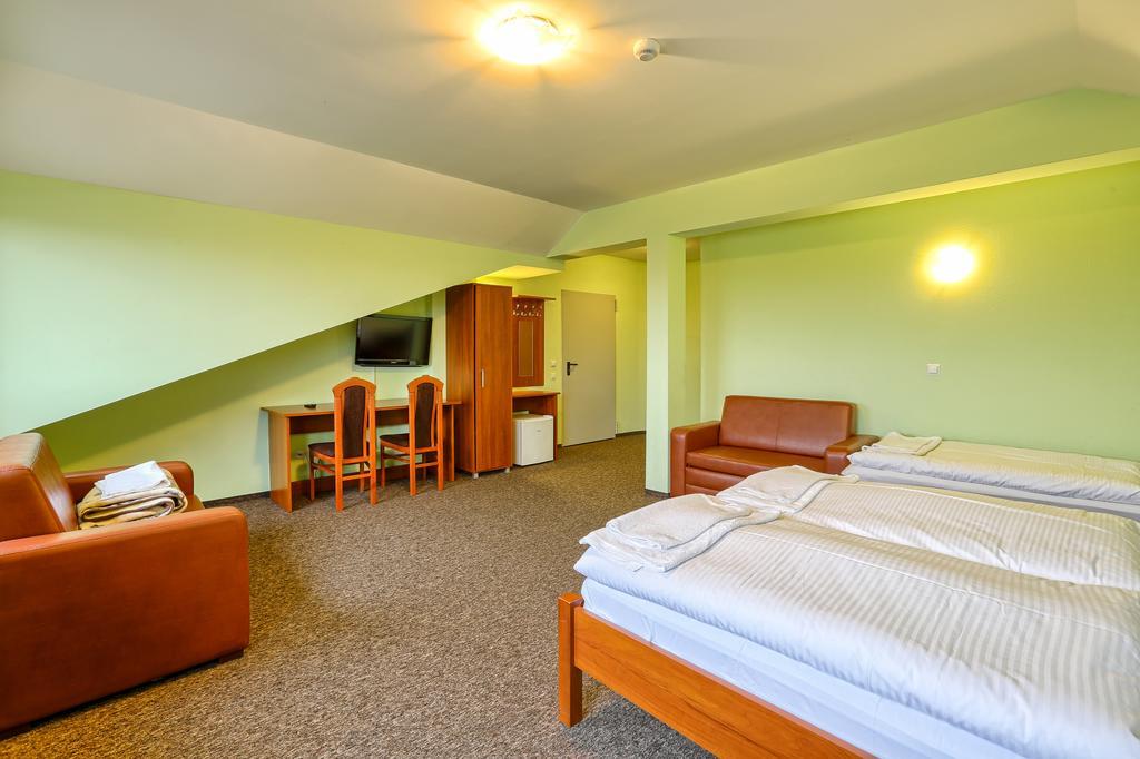 Hotel Tenis フションストビツェ 部屋 写真